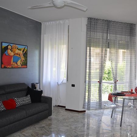Green Quercia Apartment Como Room photo