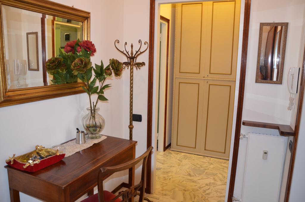 Green Quercia Apartment Como Room photo